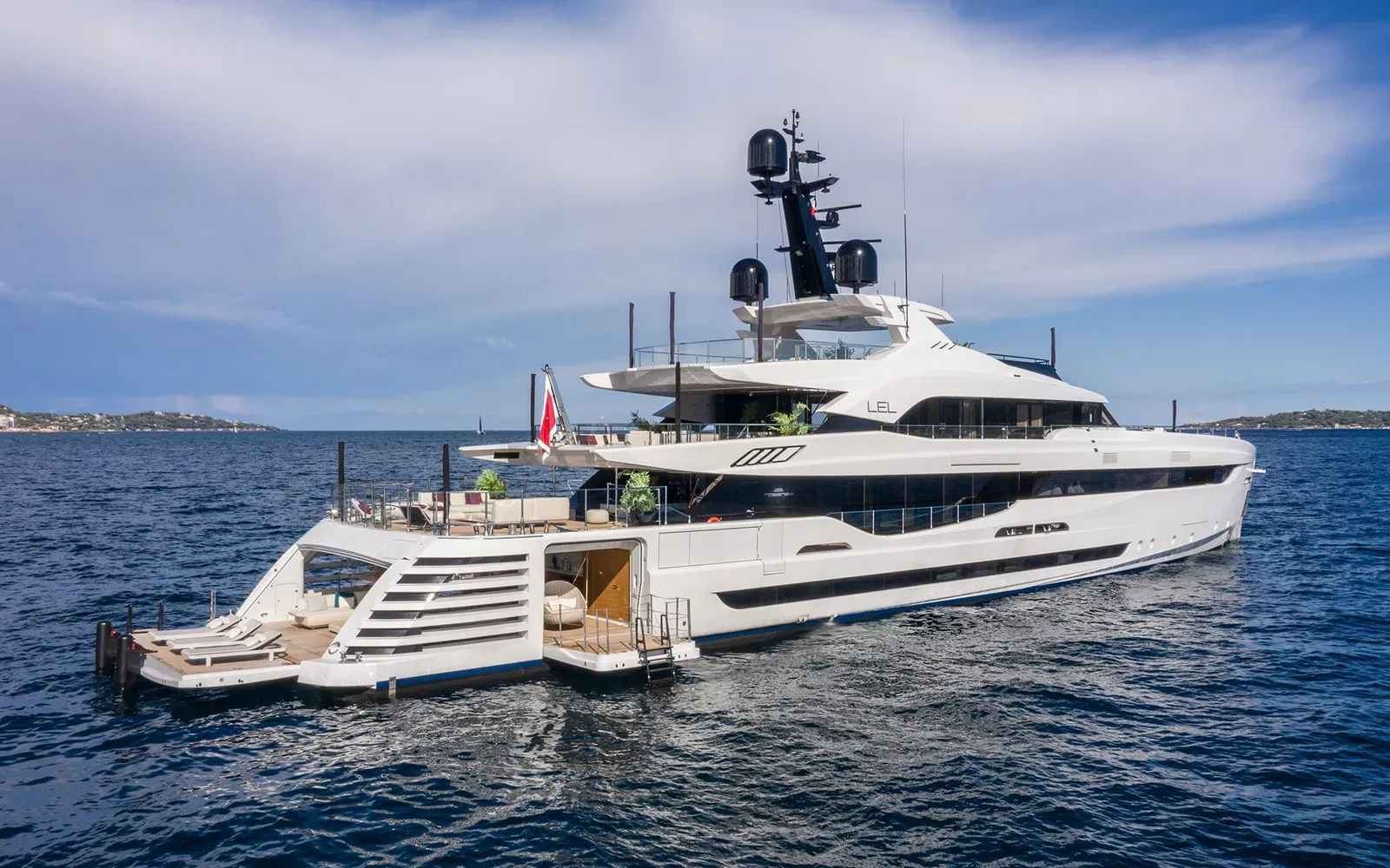 LEL - photo 5 yacht charter Cannes