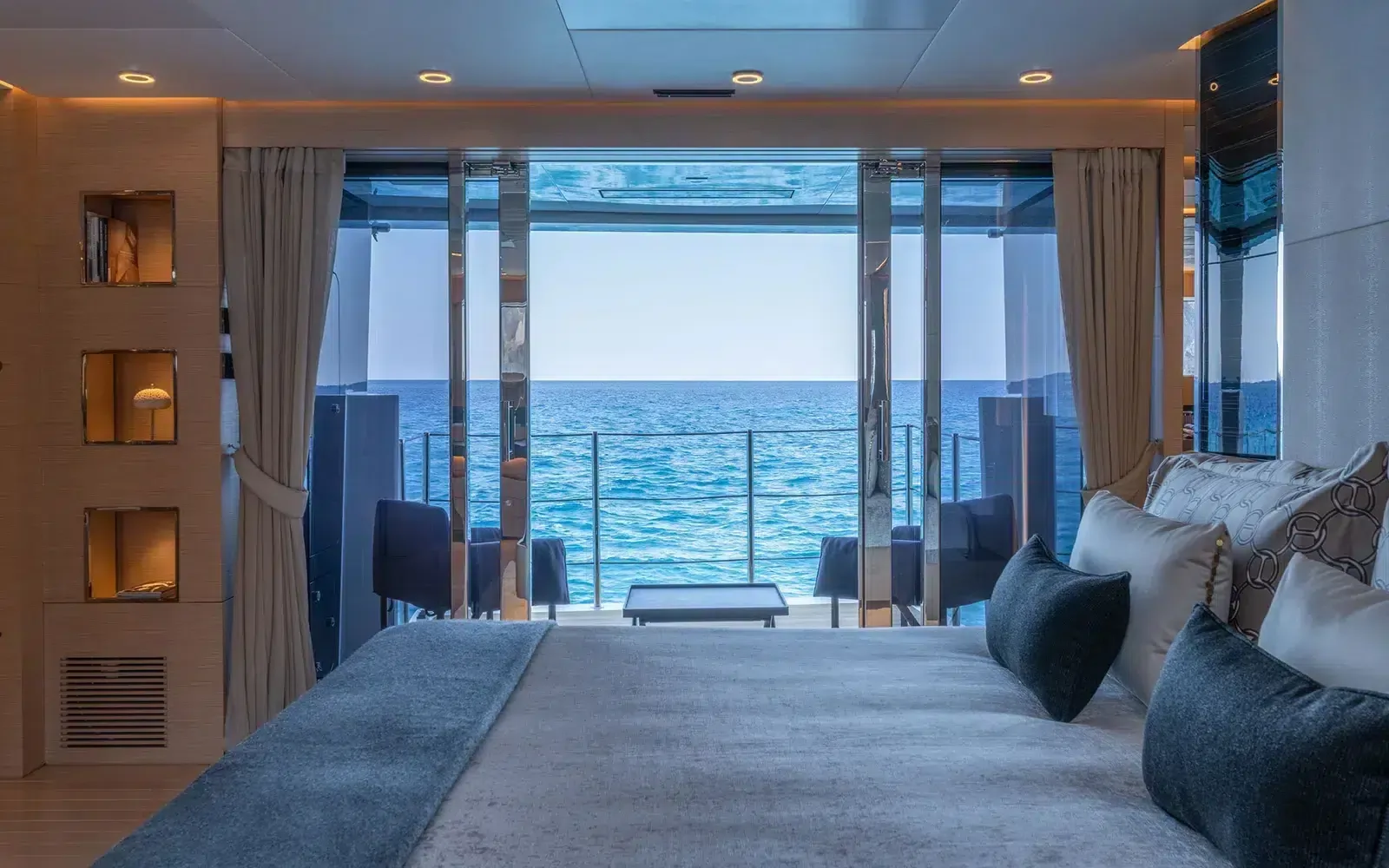 LEL - photo 20 yacht charter Cannes