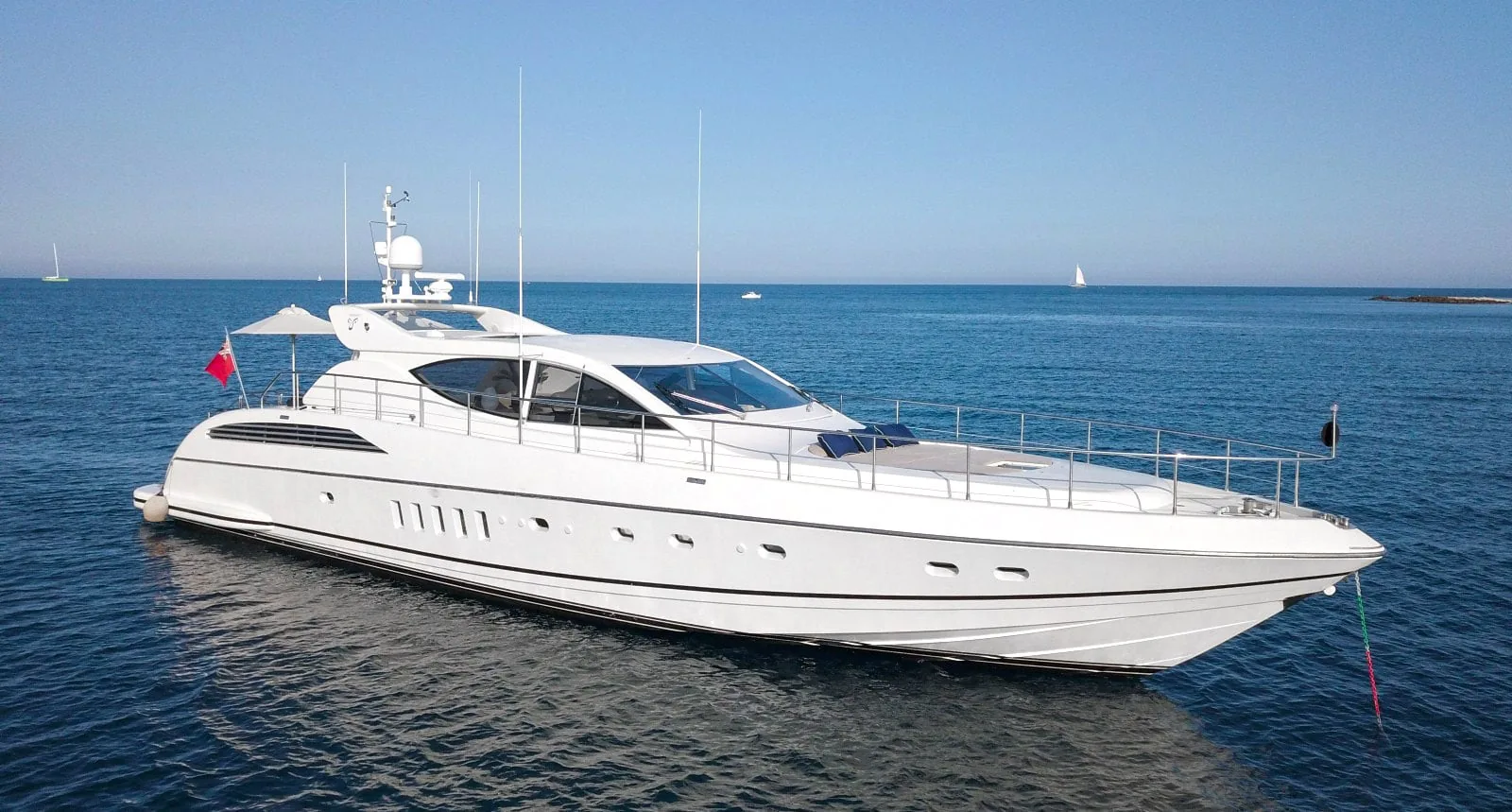 LEOPARD 24 - photo 2 yacht charter Cannes
