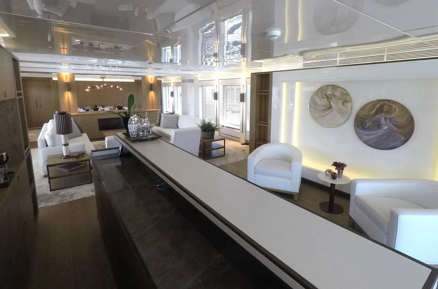 LIQUID SKY - photo 11 yacht charter Cannes