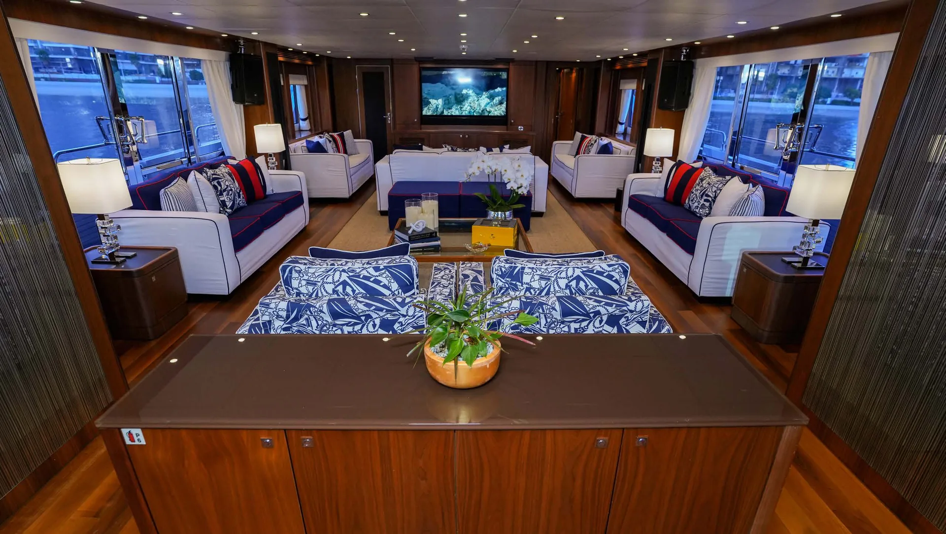 Lucien — photo 9 location yacht Cannes