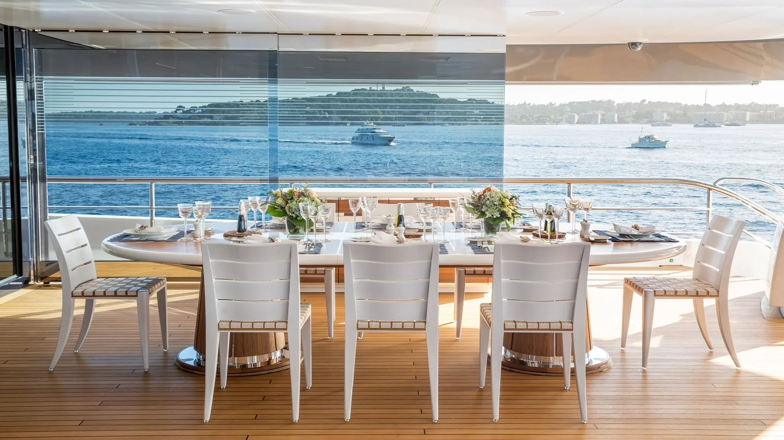 MADSUMMER - photo 14 yacht charter Cannes