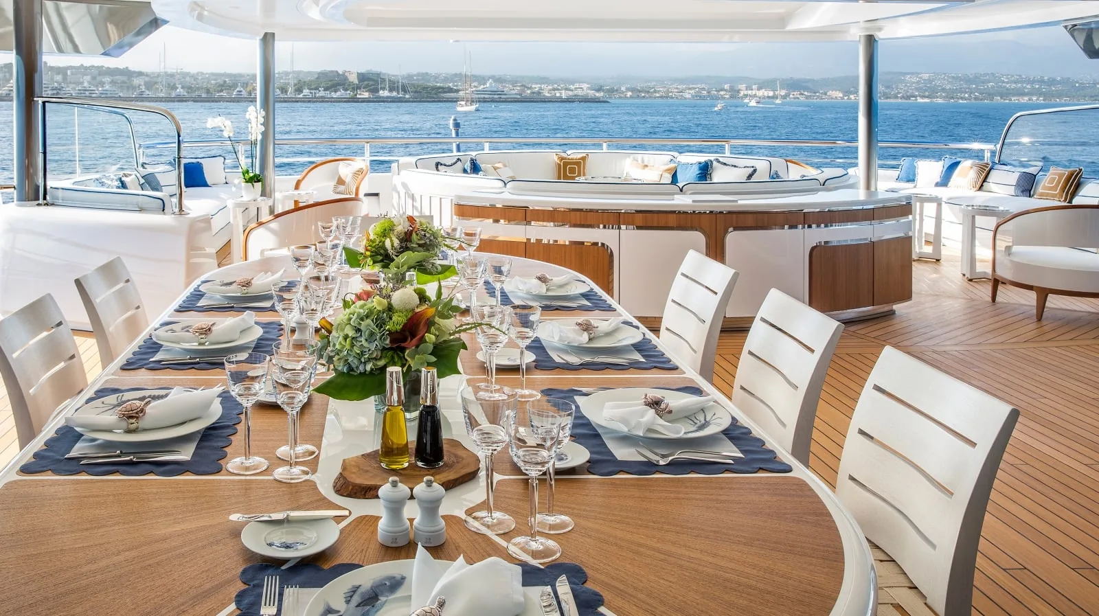 MADSUMMER - photo 15 yacht charter Cannes