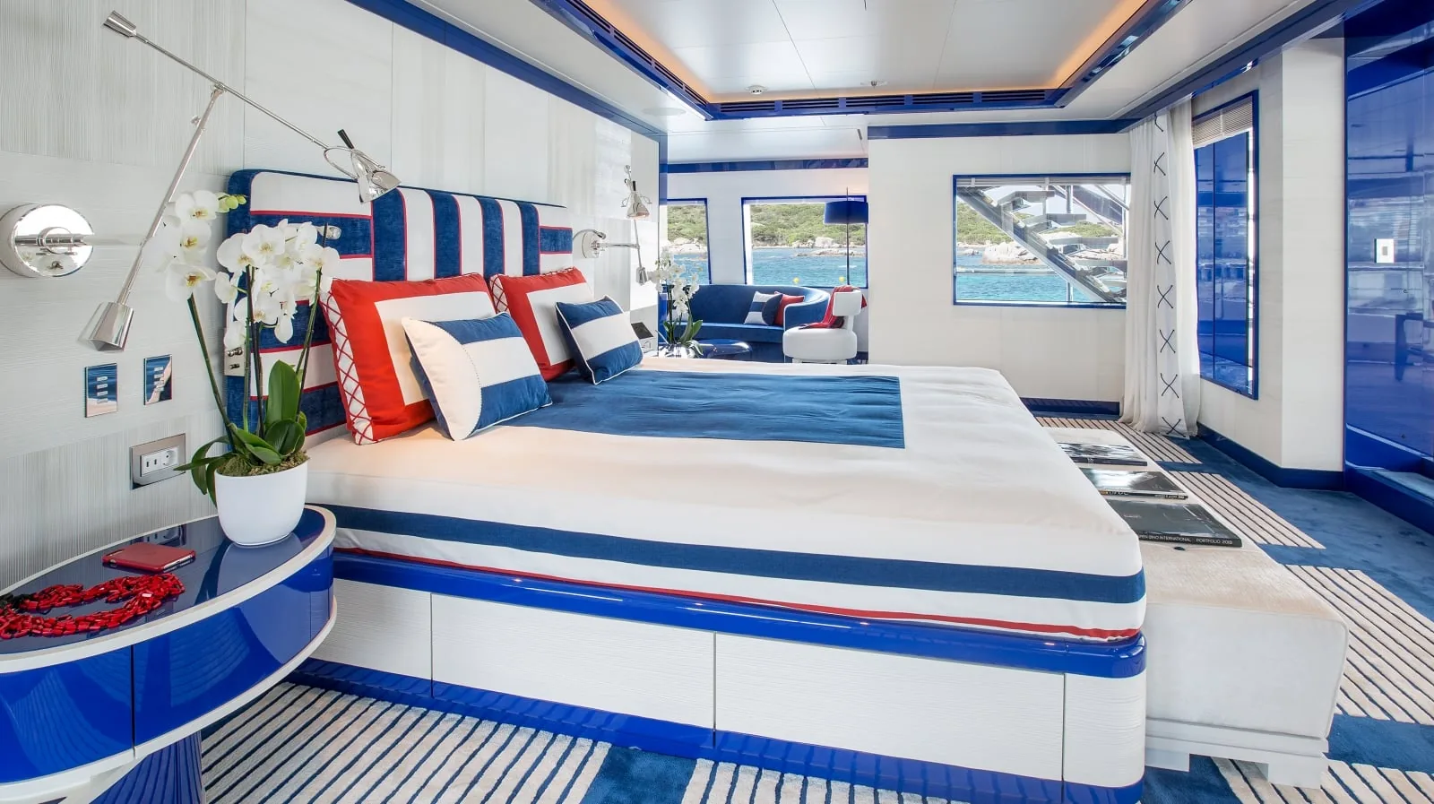 MADSUMMER - photo 24 yacht charter Cannes