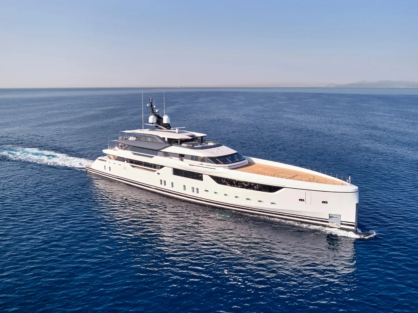 MALIA - photo 3 yacht charter Cannes