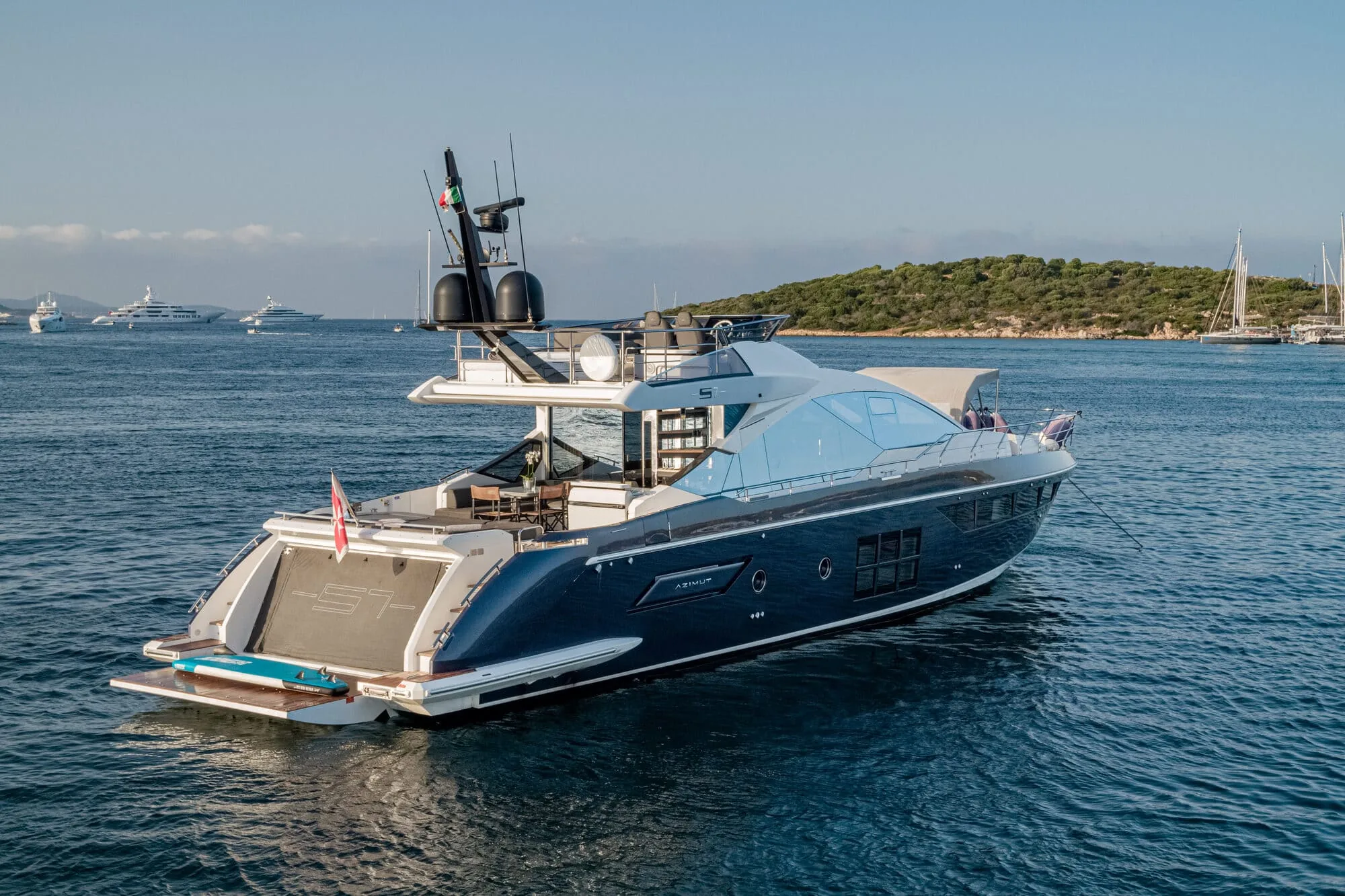 MANARA I - photo 4 yacht charter Cannes
