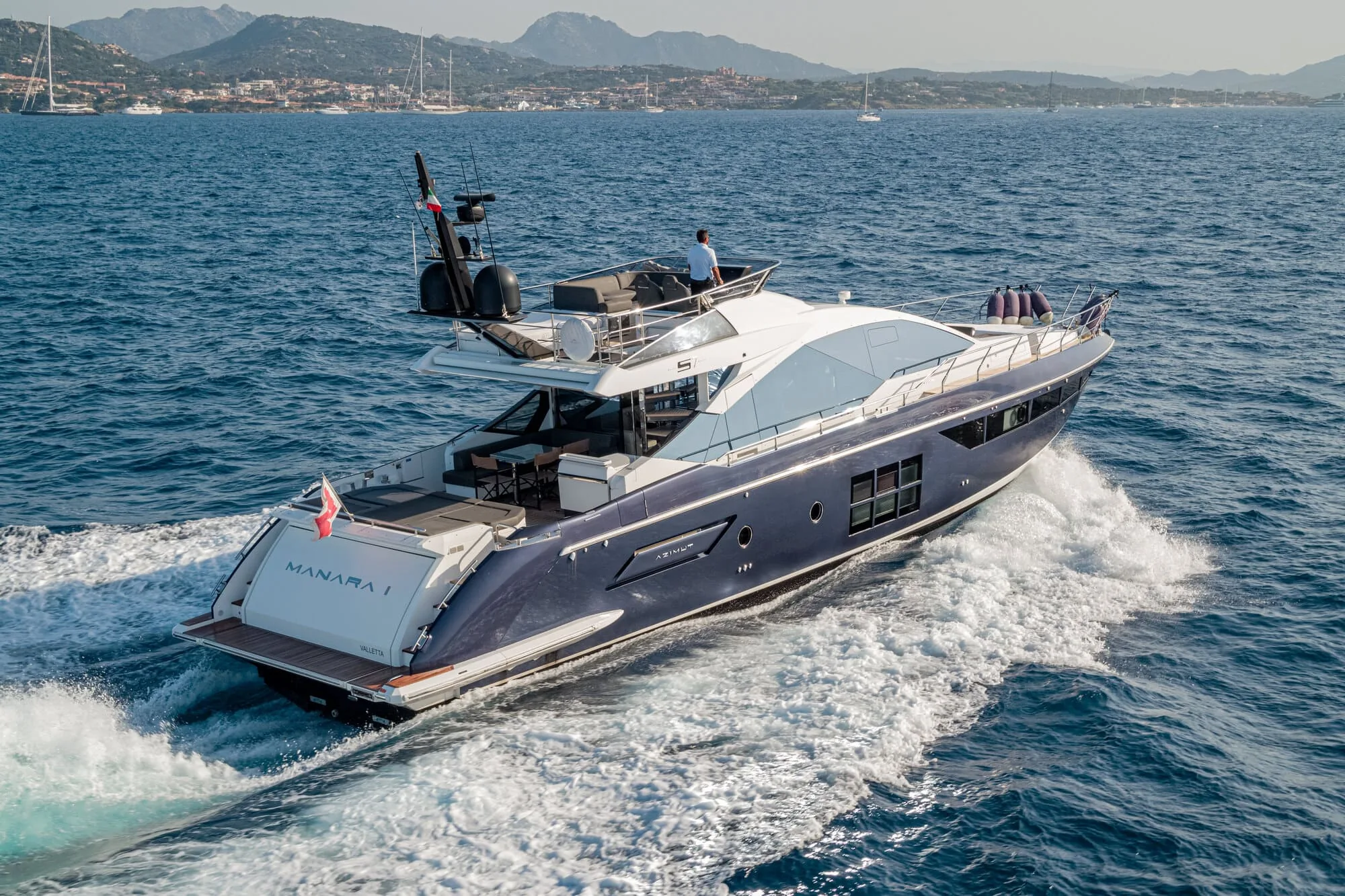MANARA I - photo 6 yacht charter Cannes