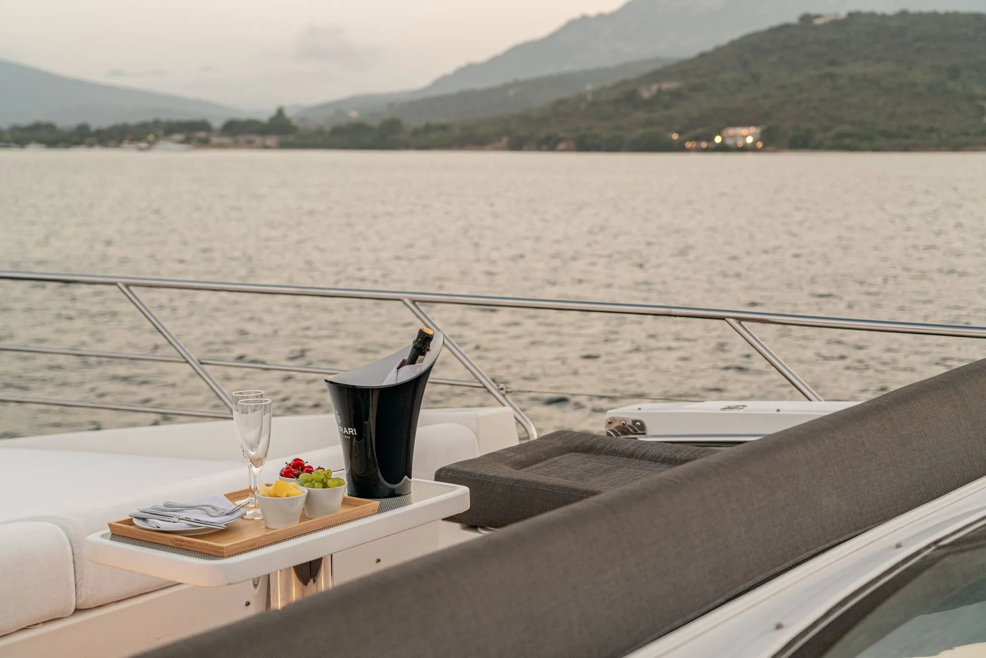 MANARA I - photo 24 yacht charter Cannes