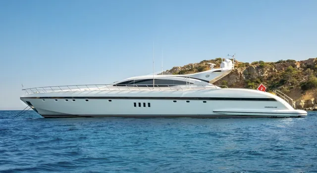 Mangusta 108, location yacht Cannes