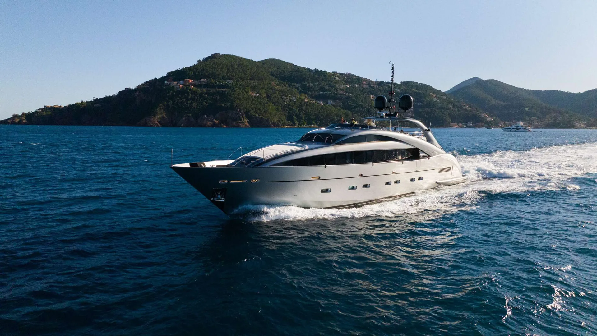 Matsu — photo 4 location yacht Cannes