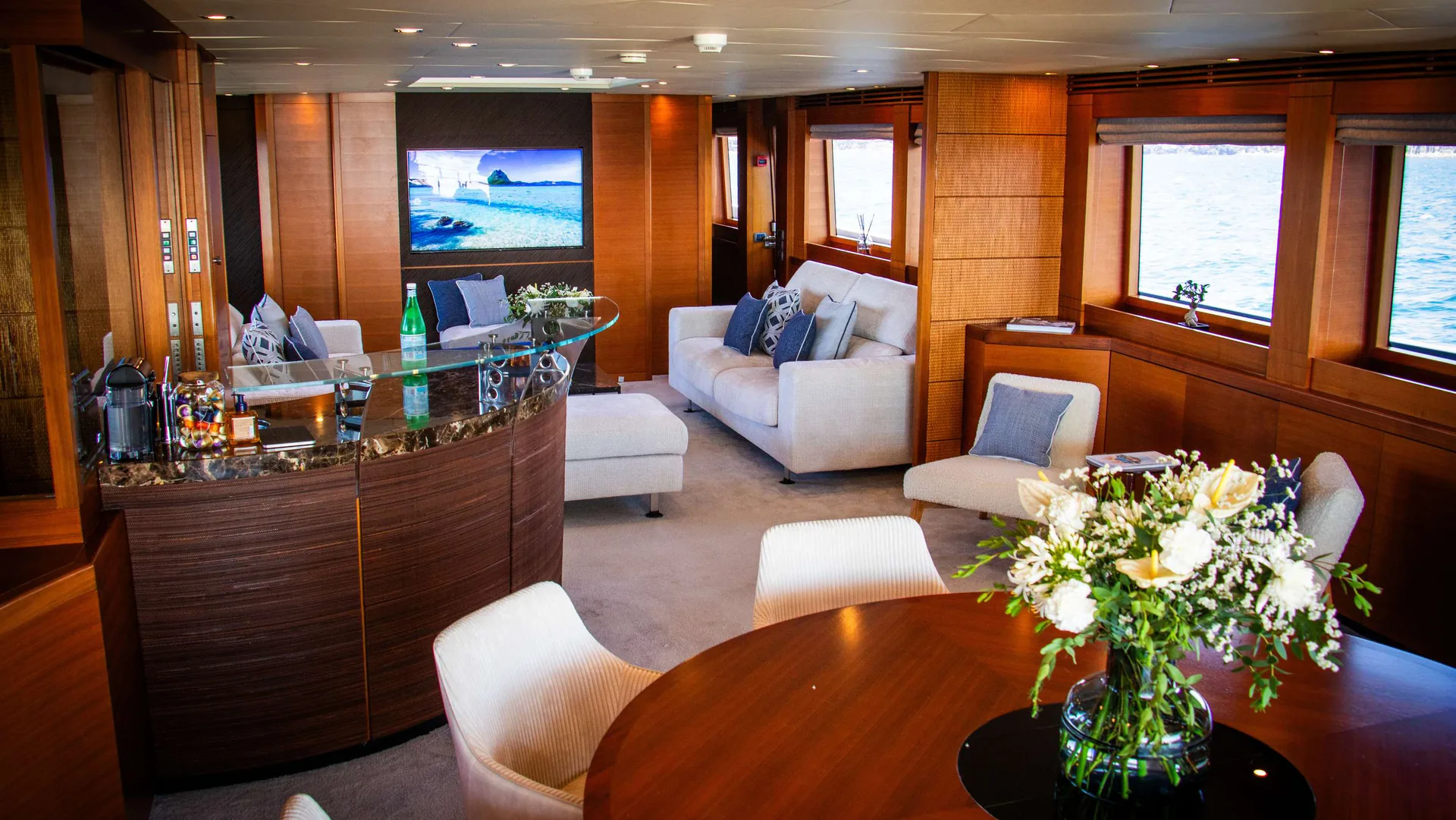 Matsu — photo 17 location yacht Cannes