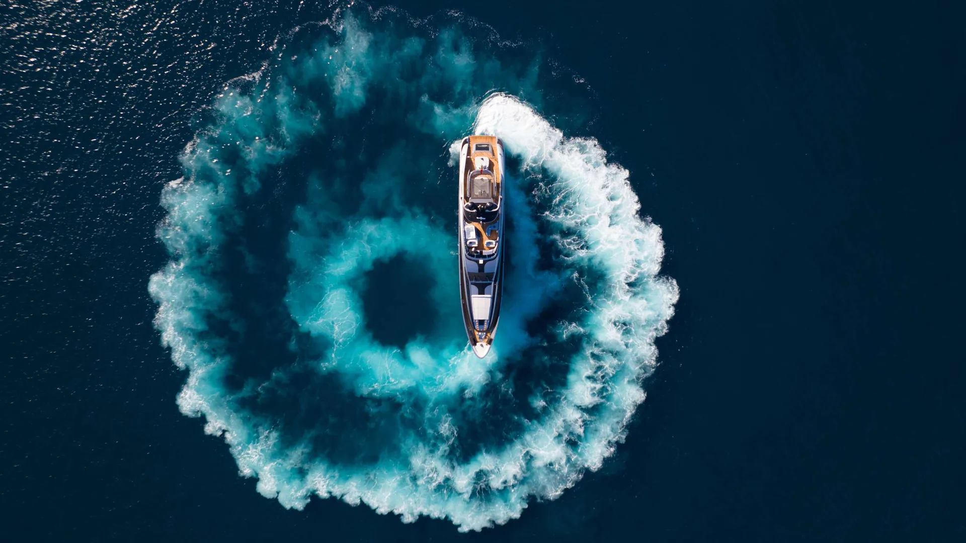 Matsu — photo 32 location yacht Cannes