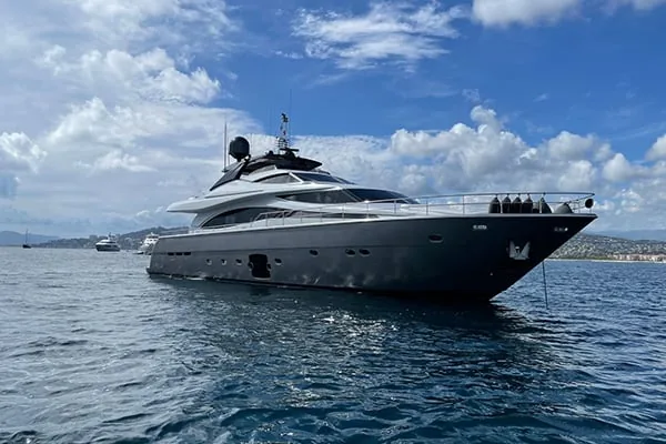 MAXI BEER - yacht charter Cannes