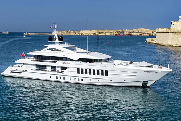 MOSKITO - yacht charter Cannes