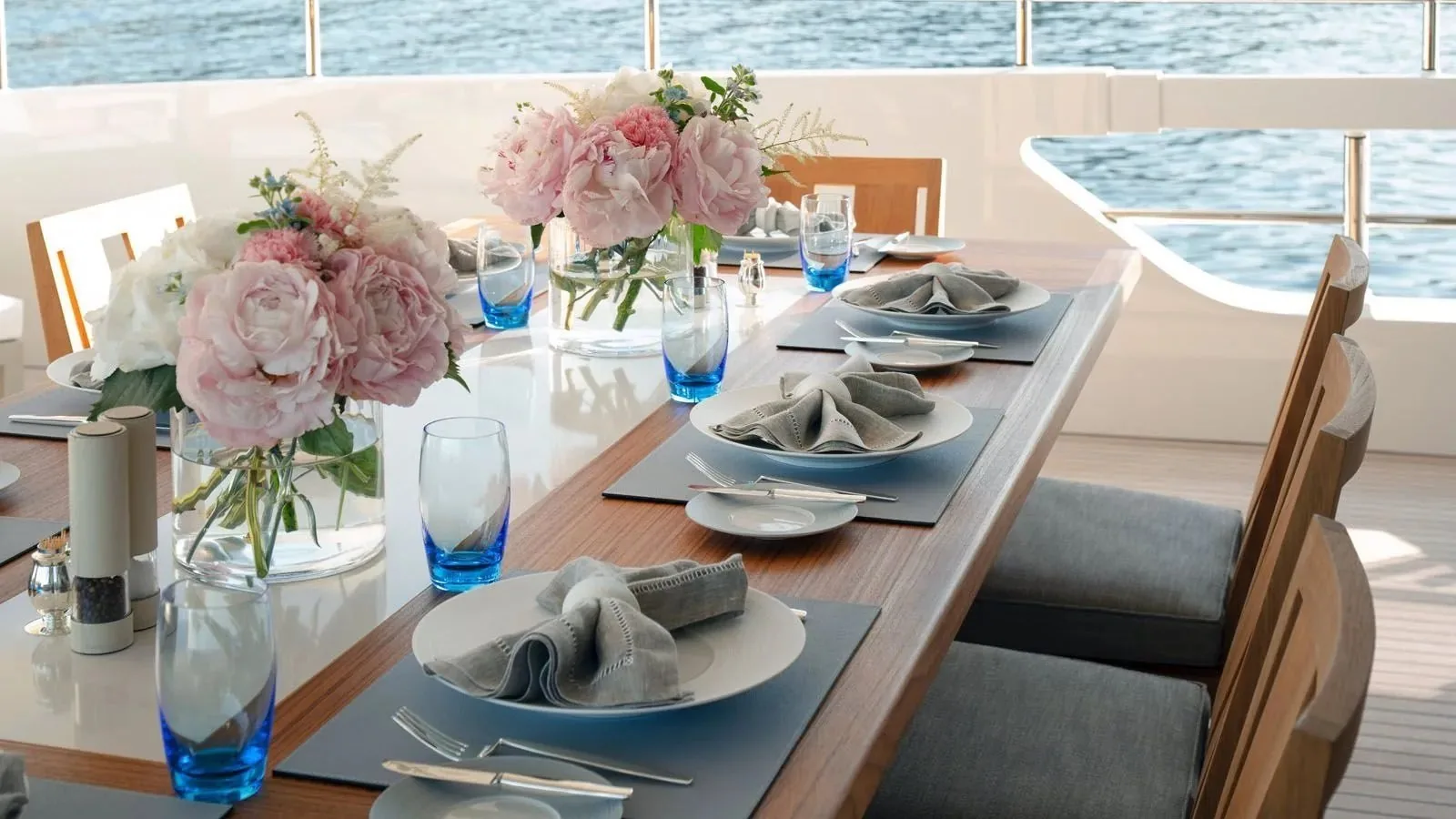 MOSKITO - photo 6 yacht charter Cannes