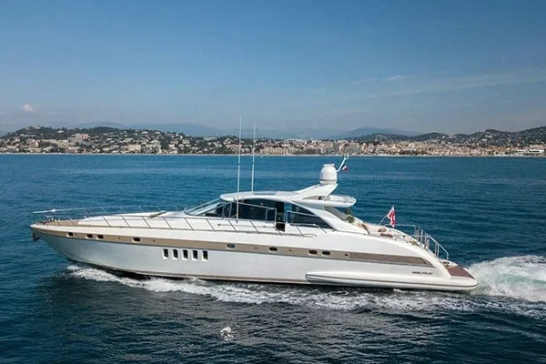 MR M - yacht charter Cannes
