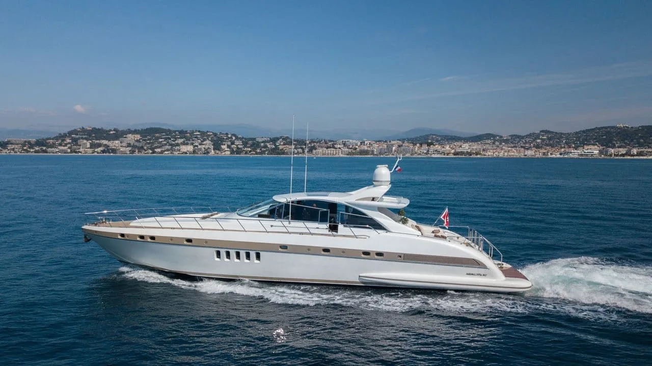 MR M - photo 2 yacht charter Cannes
