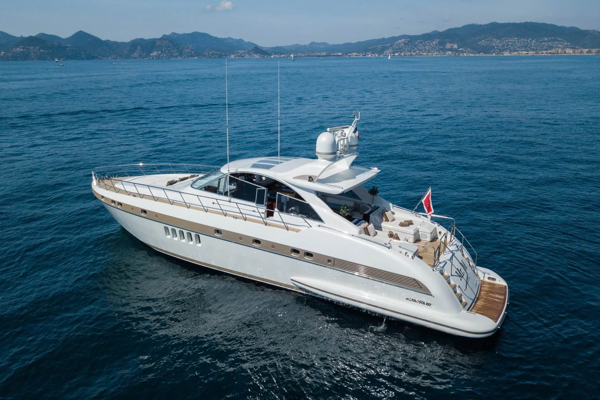 MR M - photo 3 yacht charter Cannes