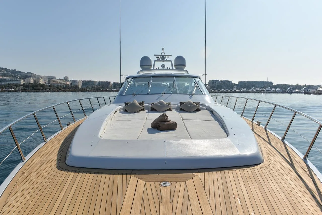 MR M - photo 5 yacht charter Cannes