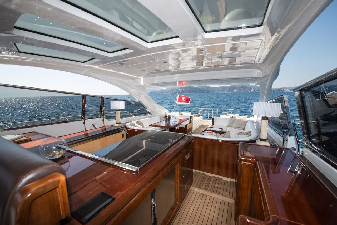 MR M - photo 8 yacht charter Cannes