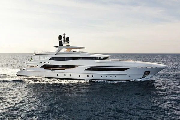 MR T - yacht charter Cannes