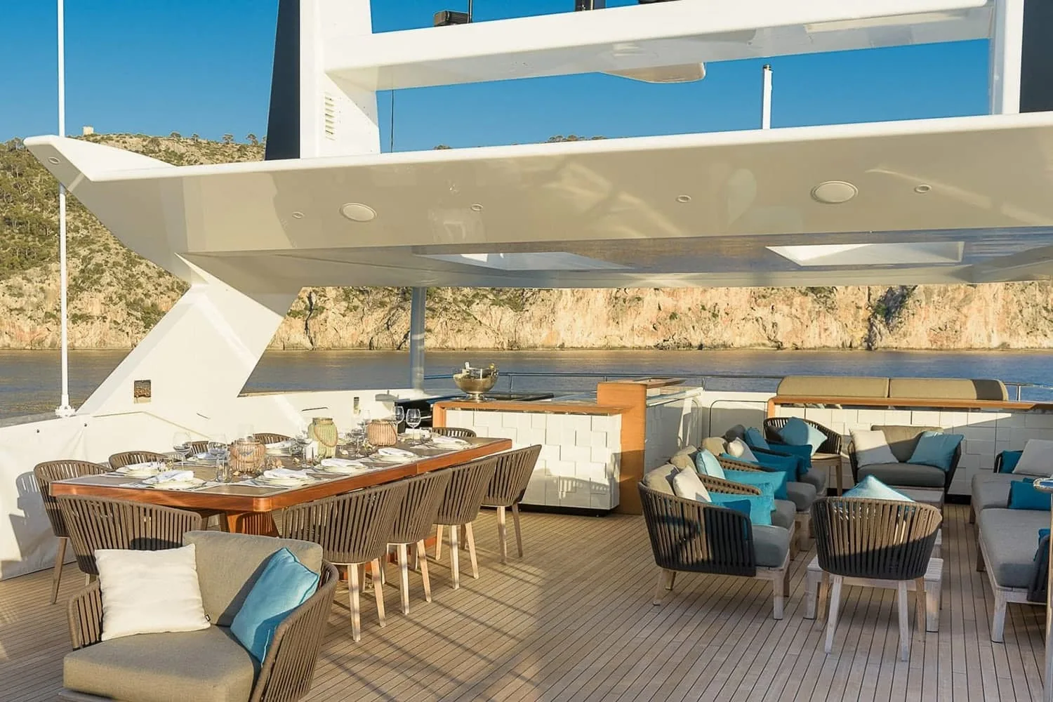 MR T - photo 8 yacht charter Cannes