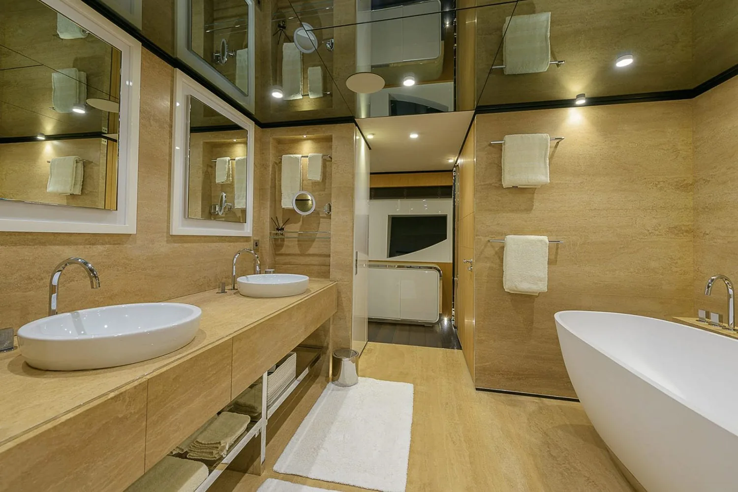 MR T - photo 23 yacht charter Cannes