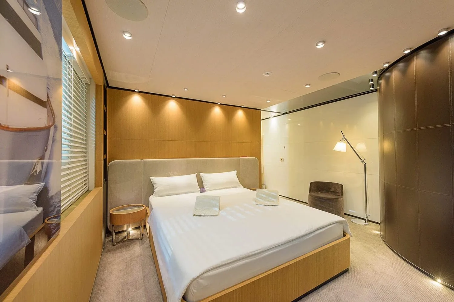MR T - photo 25 yacht charter Cannes