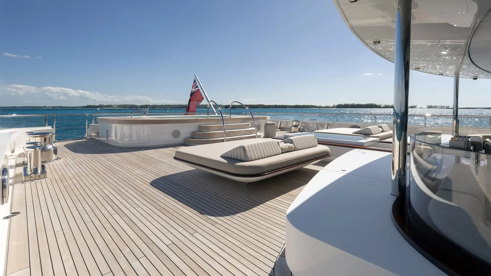 NAUTILUS - photo 4 yacht charter Cannes