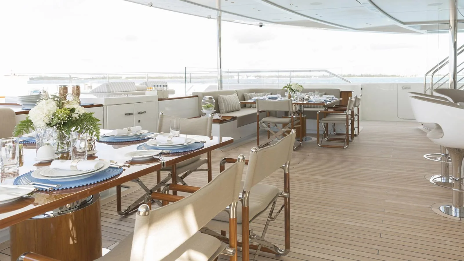 NAUTILUS - photo 10 yacht charter Cannes