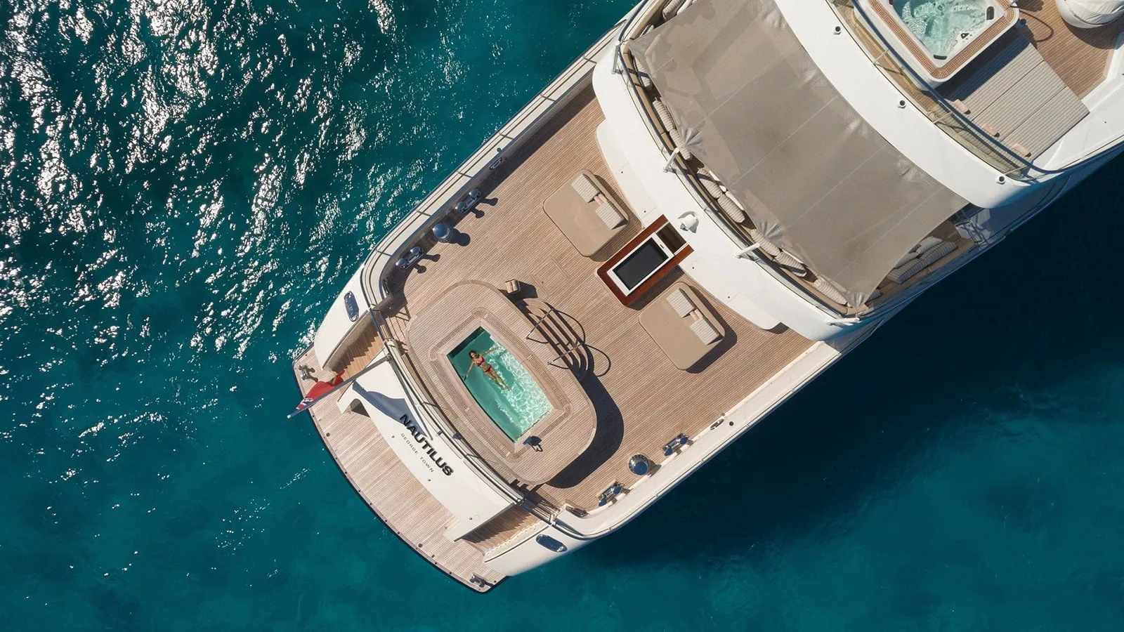 NAUTILUS - photo 12 yacht charter Cannes