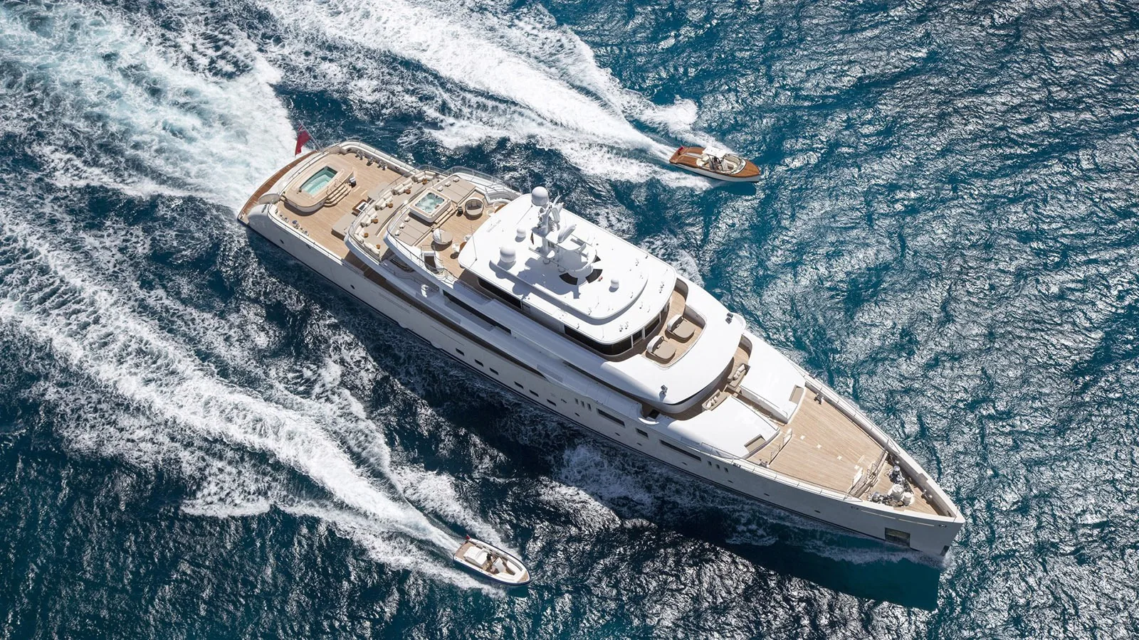 NAUTILUS - photo 18 yacht charter Cannes