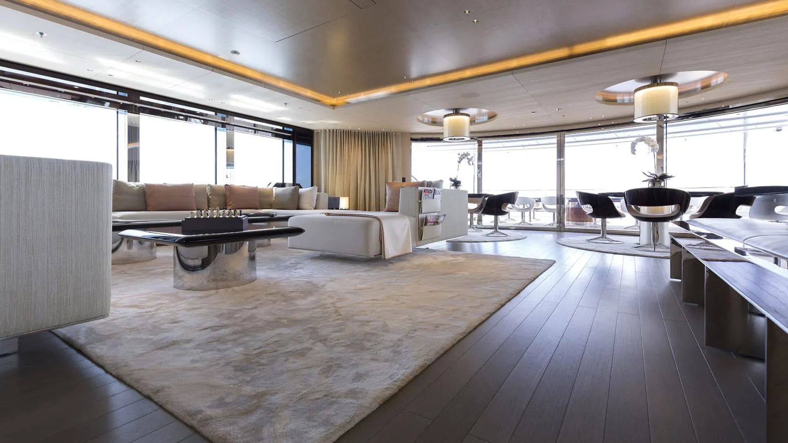 NAUTILUS - photo 27 yacht charter Cannes
