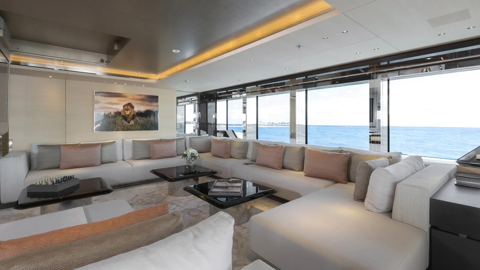 NAUTILUS - photo 28 yacht charter Cannes