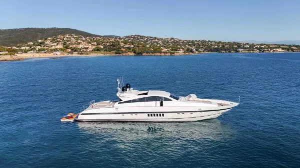 NOTORIOUS - photo 3 yacht charter Cannes