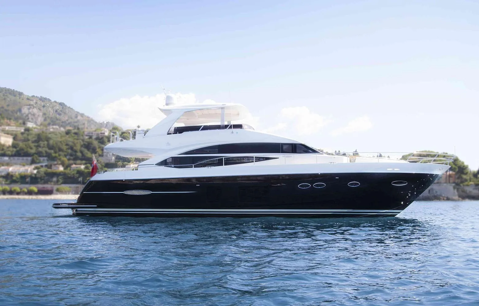 OBSESSIO - photo 3 yacht charter Cannes