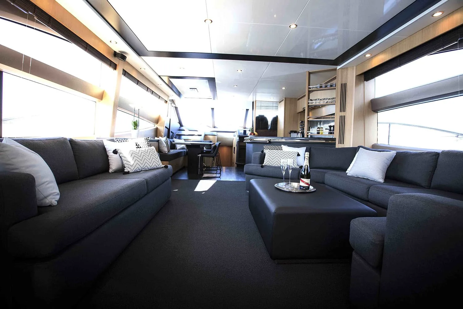 OBSESSIO - photo 10 yacht charter Cannes