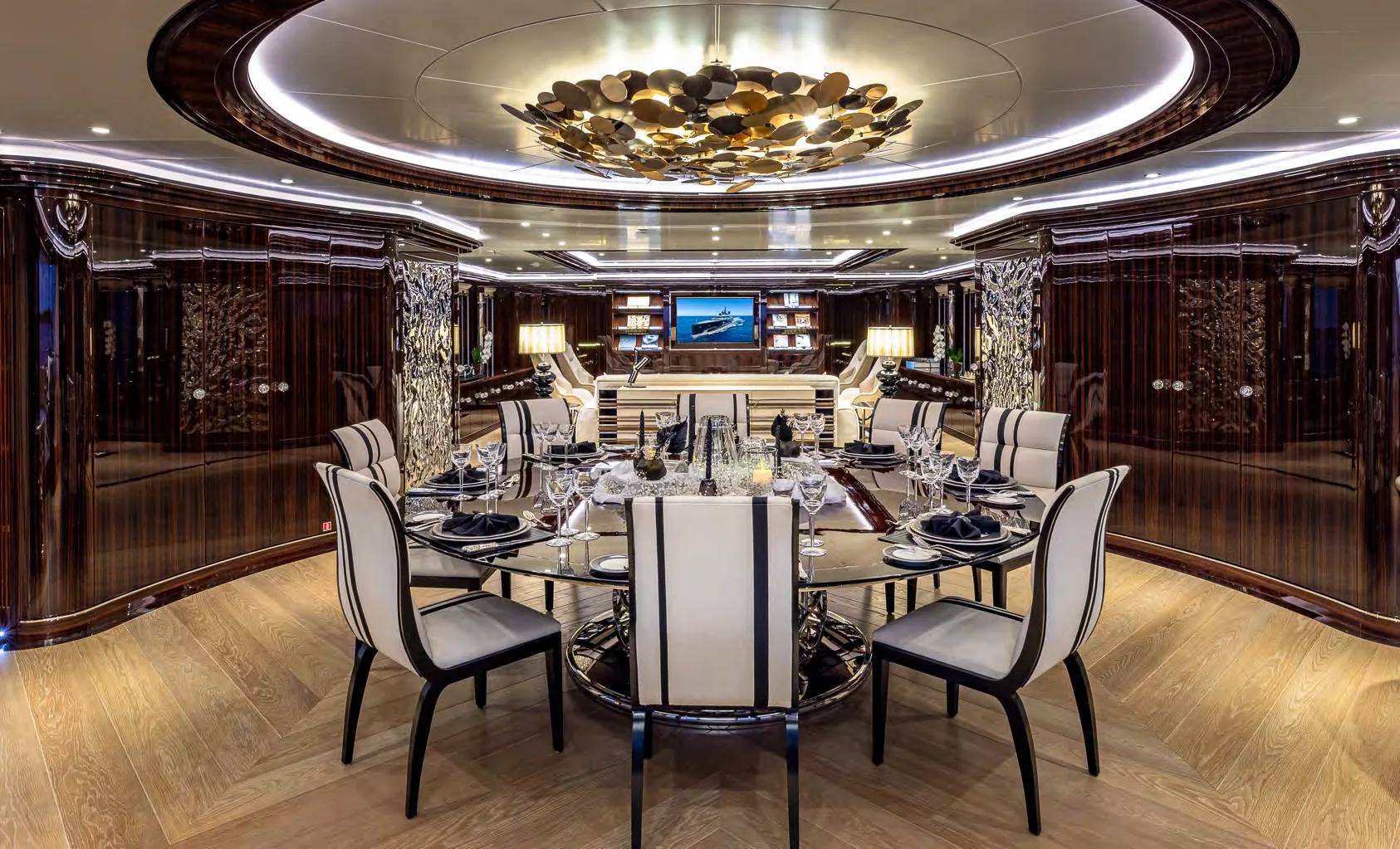 OKTO — photo 4 location yacht Cannes