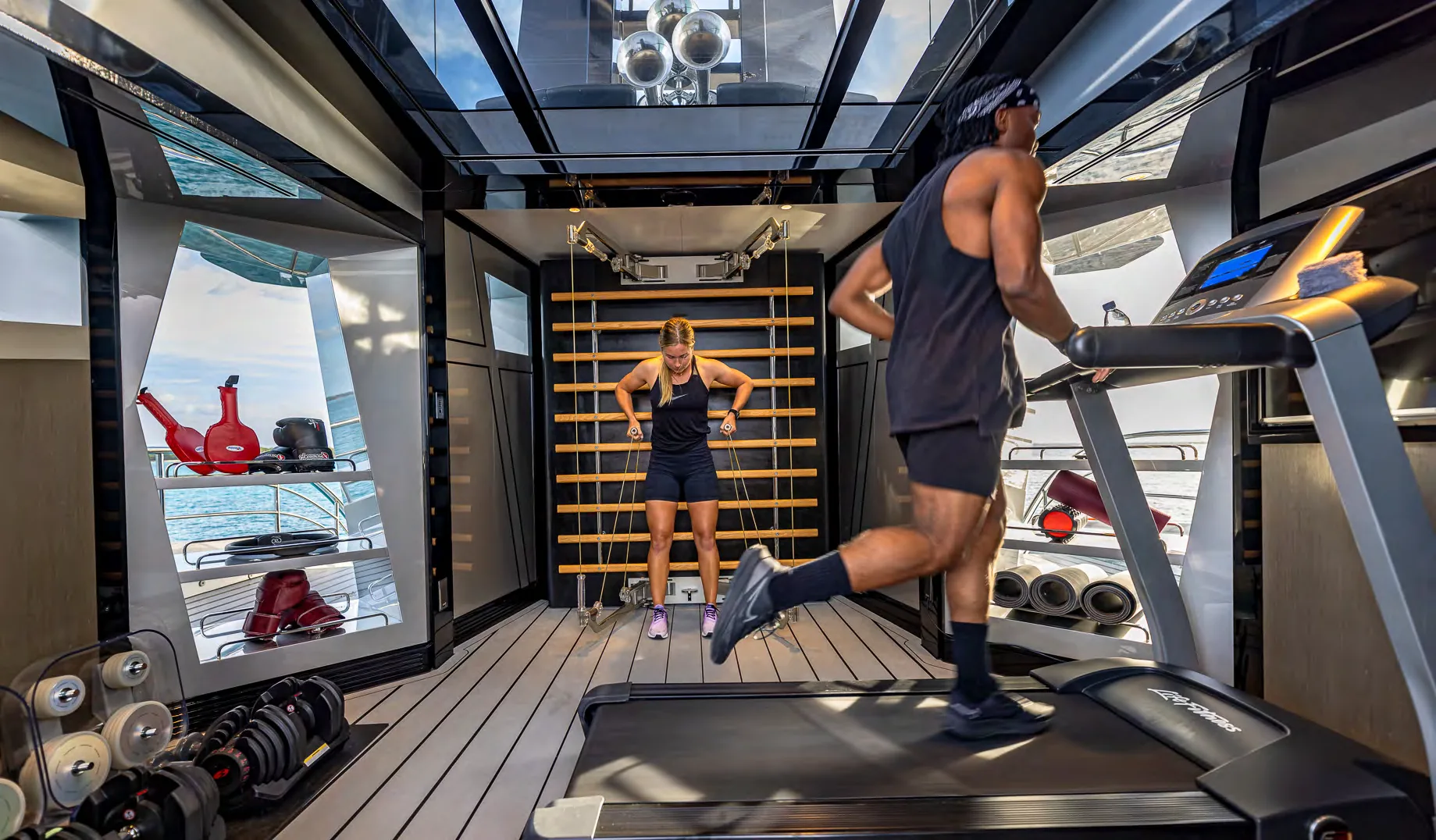 OKTO — photo 27 location yacht Cannes