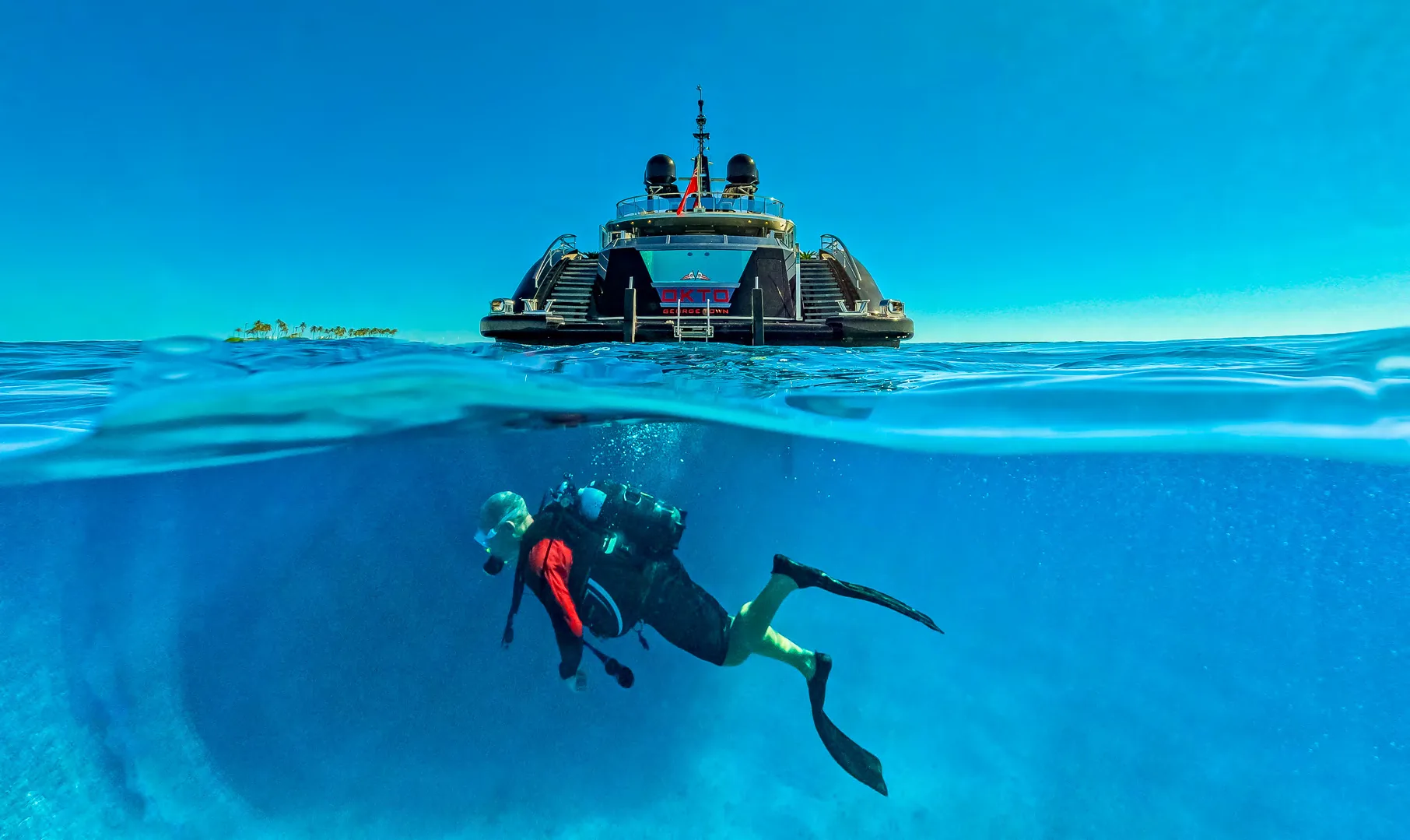 OKTO — photo 44 location yacht Cannes