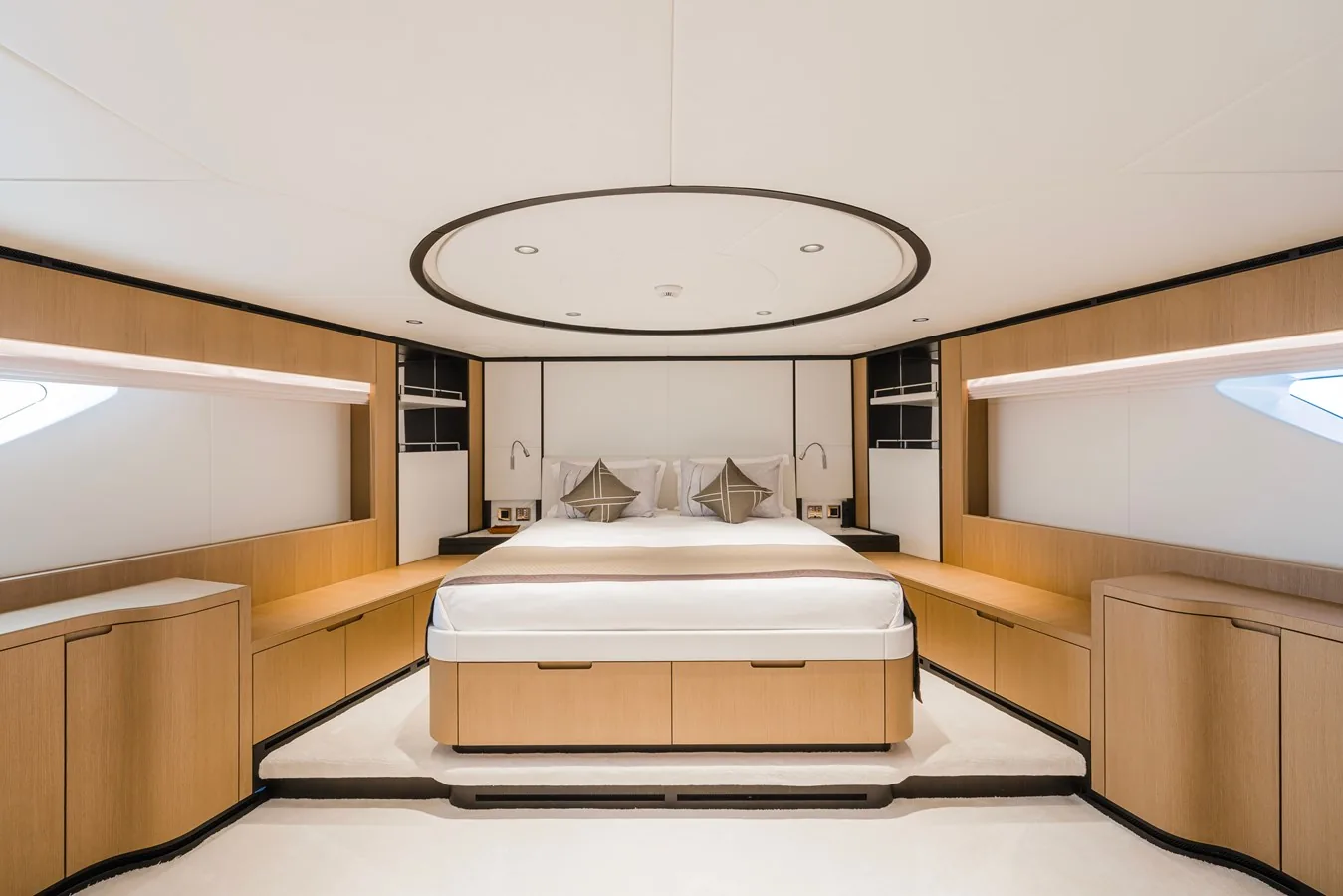 OLIVIA - photo 21 yacht charter Cannes