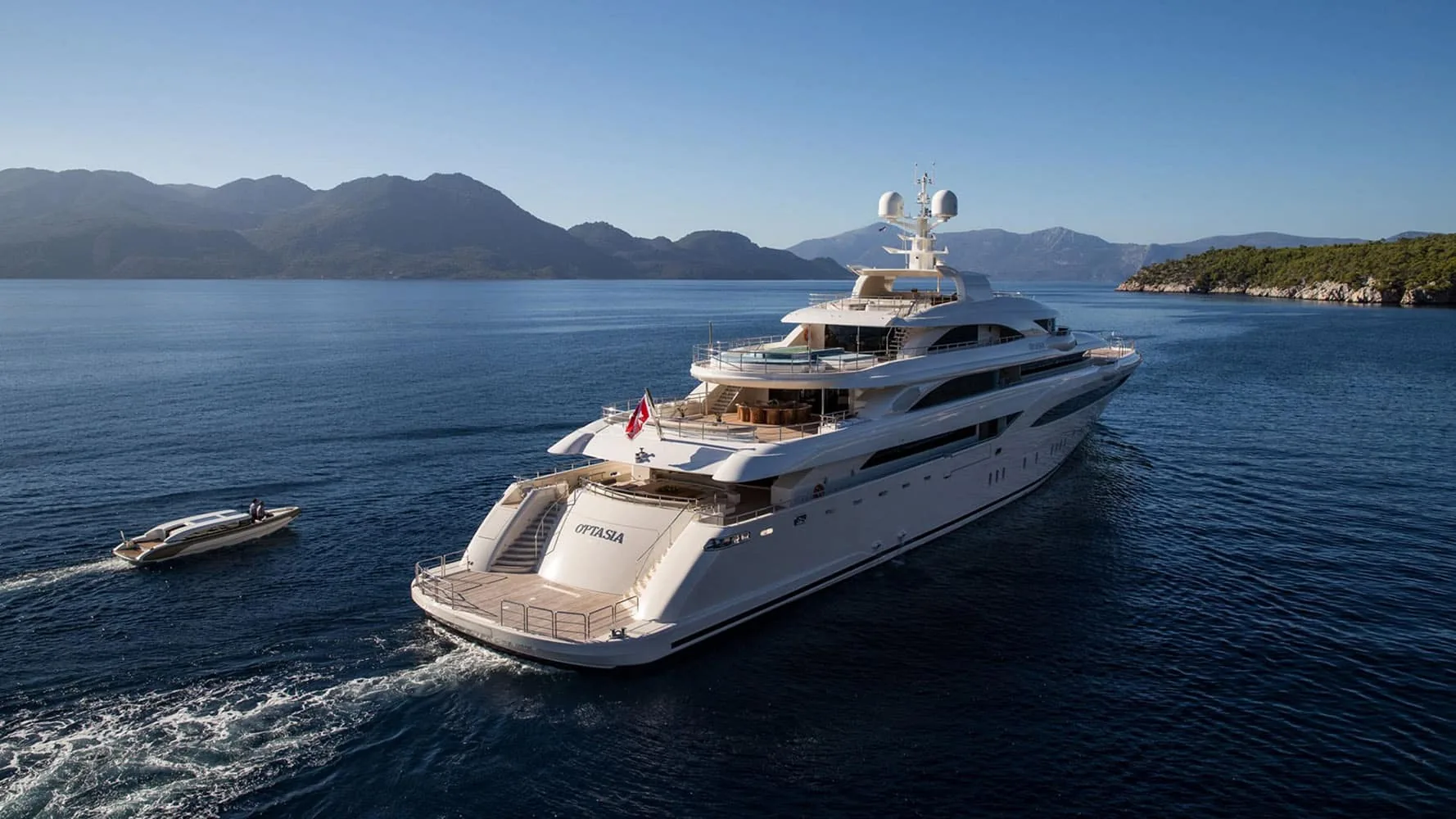 OPTASIA - photo 3 yacht charter Cannes