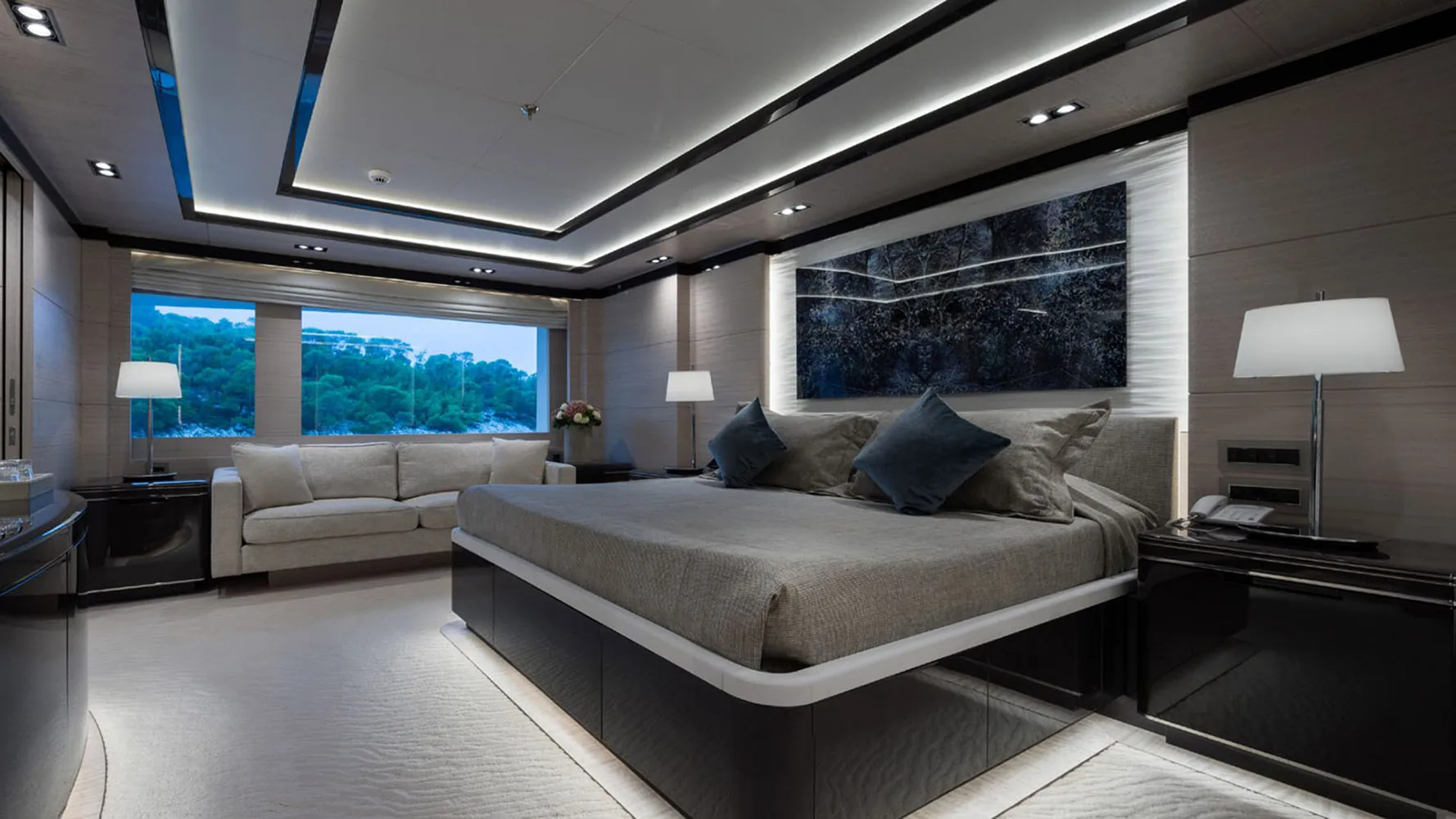 OPTASIA - photo 12 yacht charter Cannes