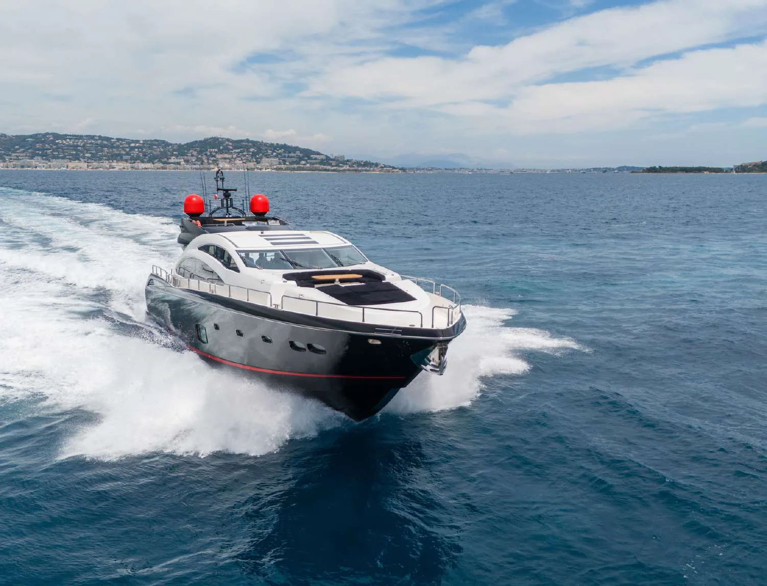 Palumba — photo 8 location yacht Cannes