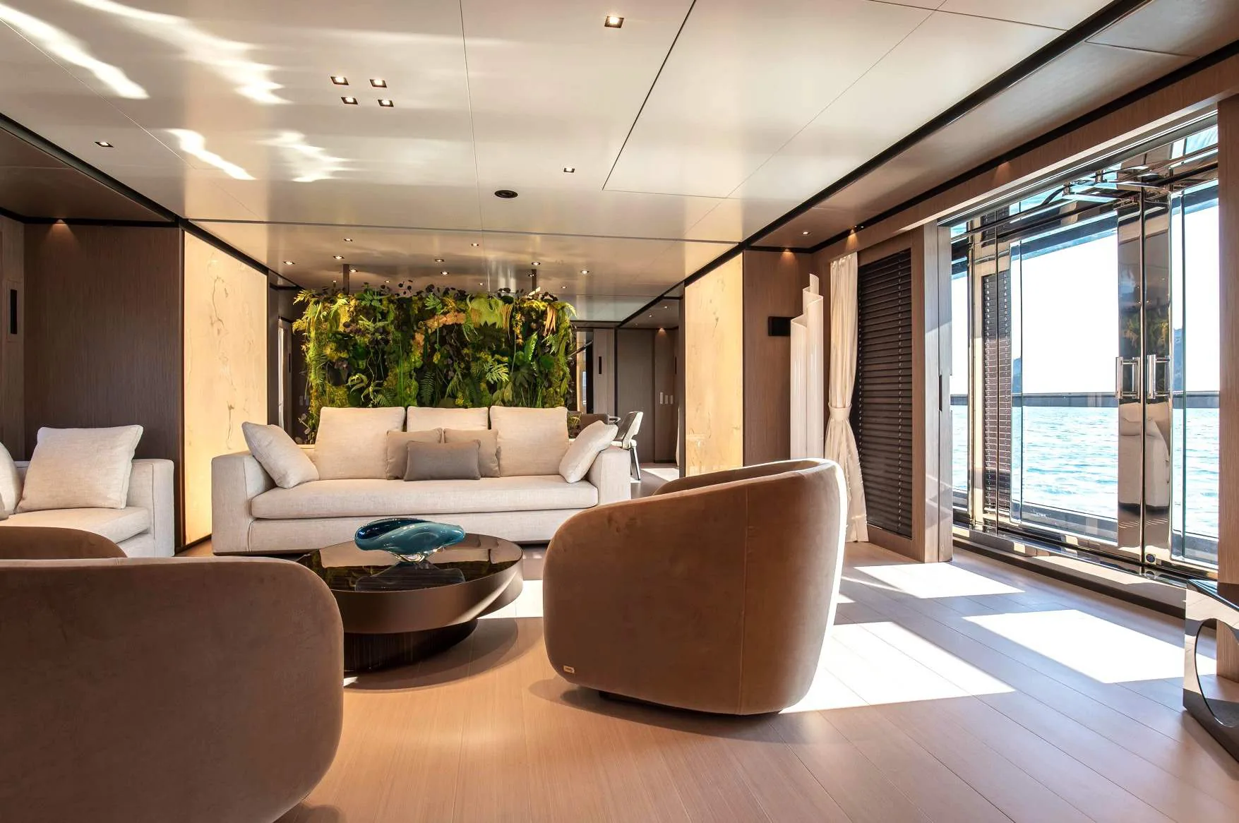 Panam — photo 3 location yacht Cannes