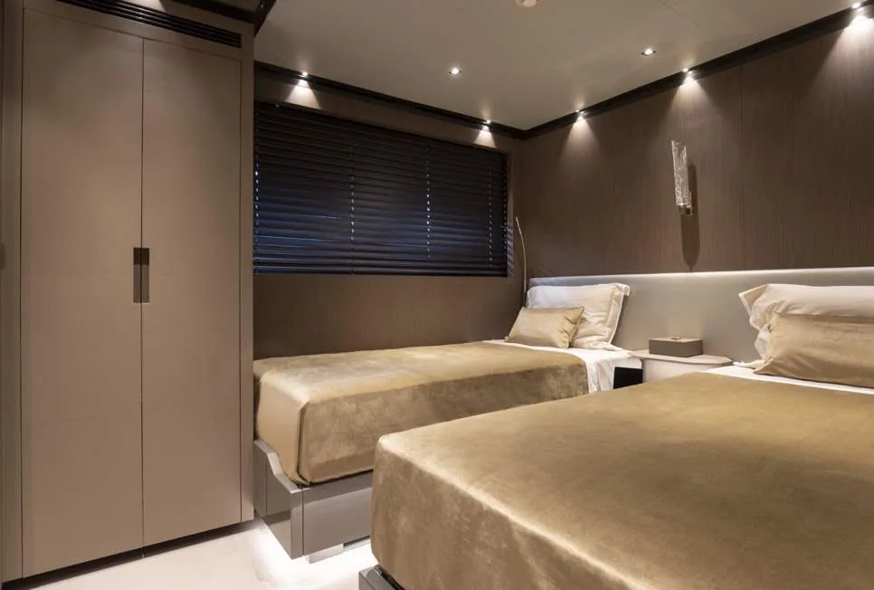 Panam — photo 11 location yacht Cannes