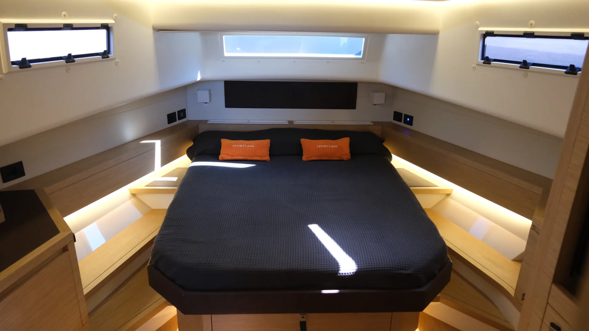 Pardo 50 — photo 16 location yacht Cannes