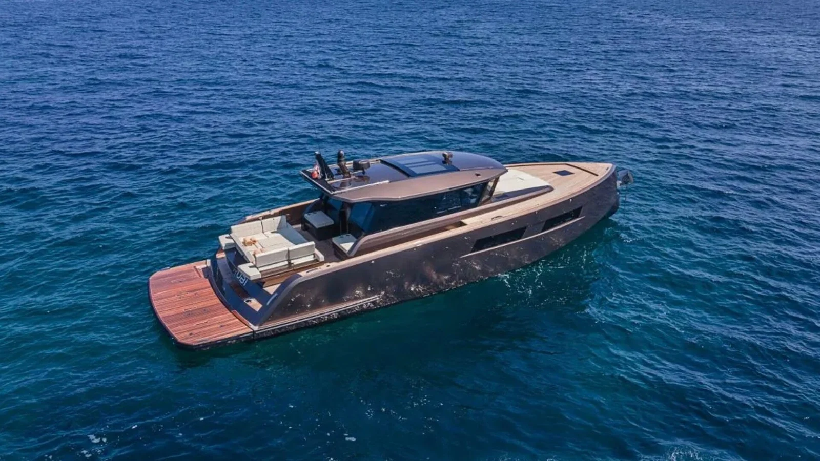 Pardo 52 GT, photo 4 location yacht Cannes