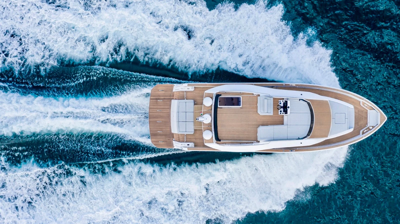 Pardo 60, photo 3 location yacht Cannes