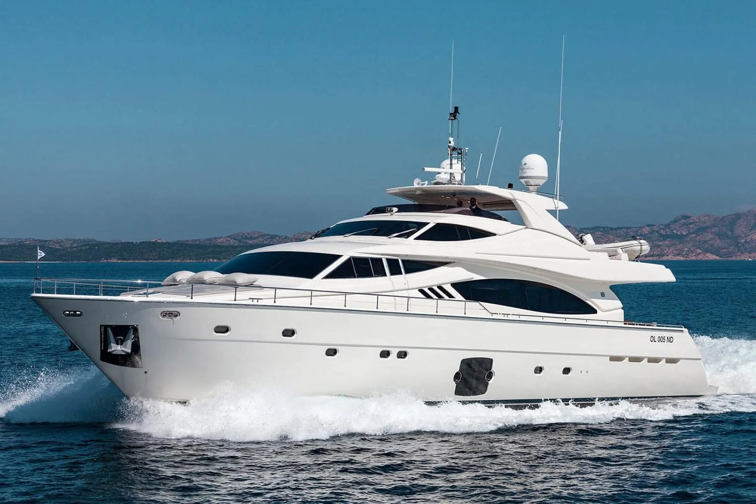 PORTHOS - photo 2 yacht charter Cannes